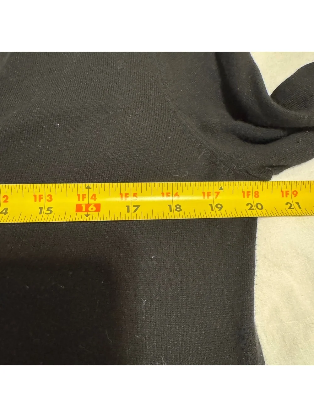 Black J.Crew lightweight cardigan sweater long sleeve with front pockets size M